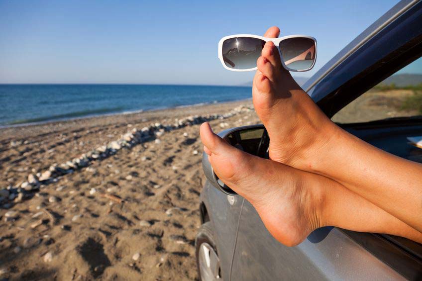 sunglasses-car-beach